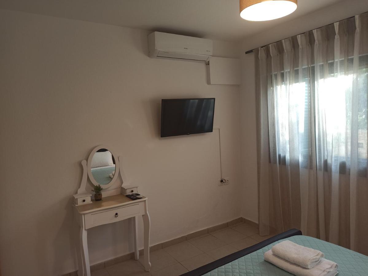 Sea Melody Apartments Stavromenos Exterior photo